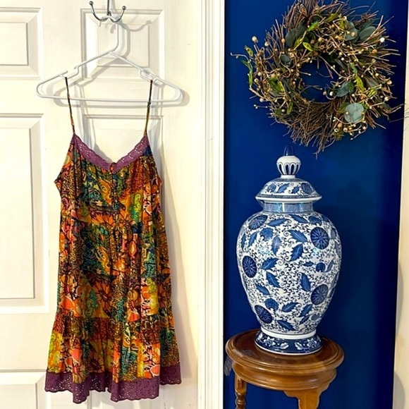 Women’s Urban Outfitters Urban Hanna Celia Tiered Dress Size Large - Picture 4 of 13